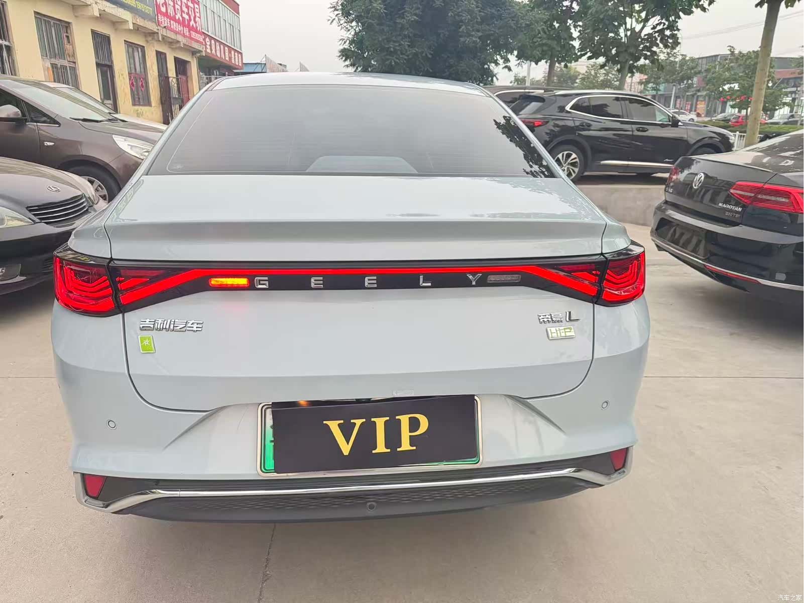 Geely Emgrand, 2022 3