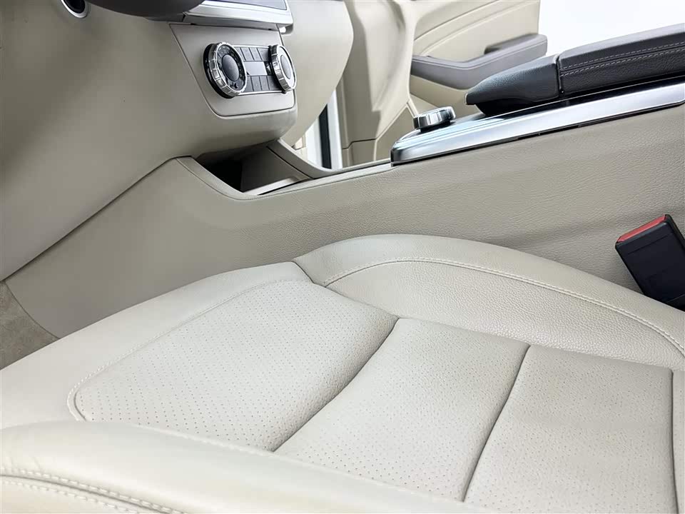 Mercedes-Benz M class