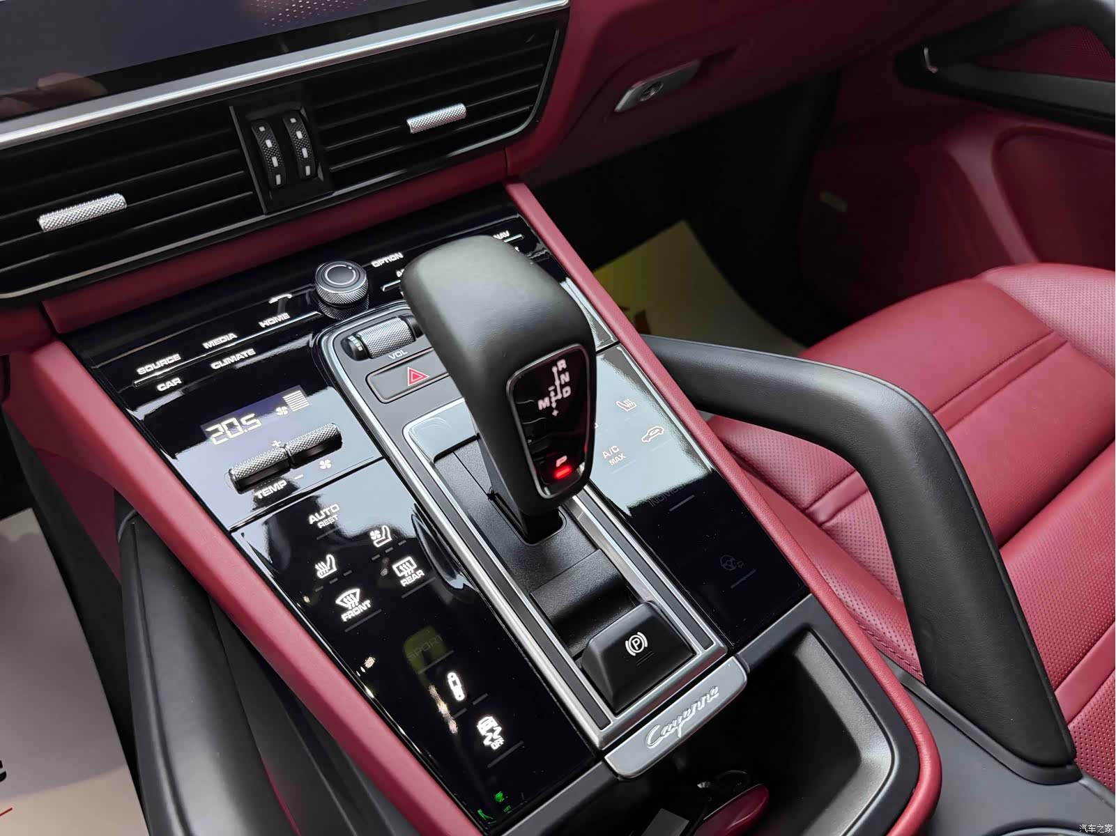 Porsche Cayenne, 2022 12