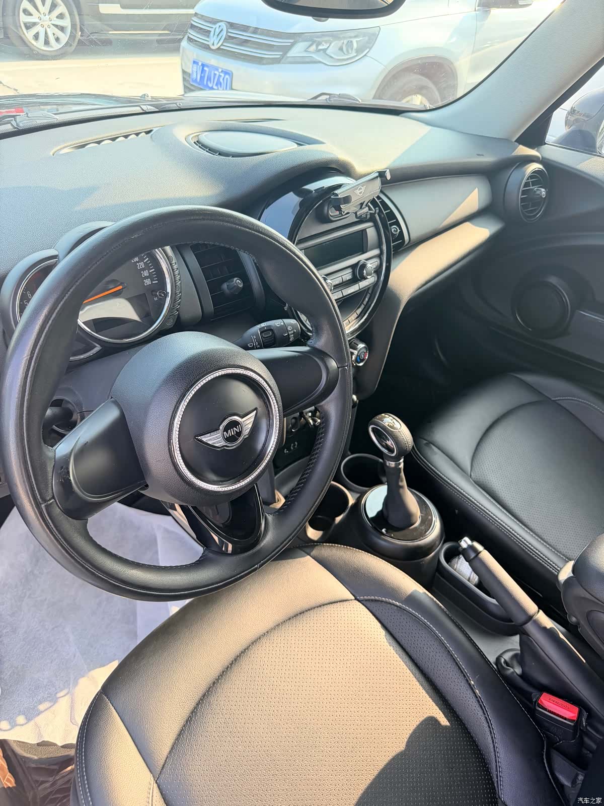 Mini ONE, 2016 9