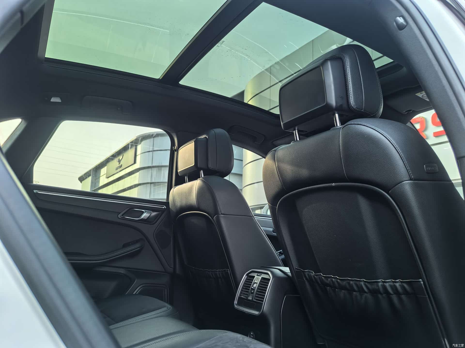 Porsche Macan, 2019 12