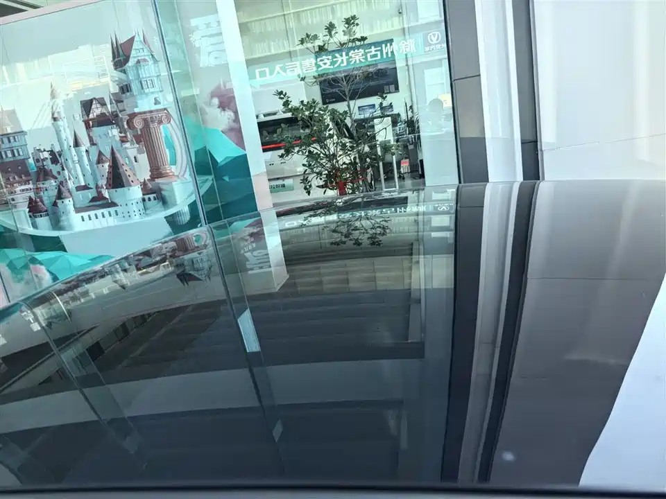 Geely Galaxy Galaxy E8