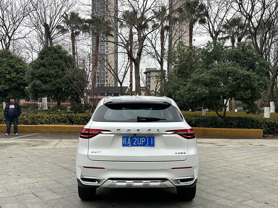 Haval F7