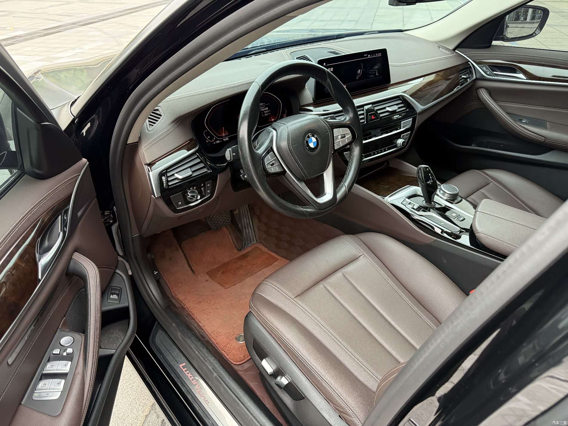 BMW 5 Series, 2020 10
