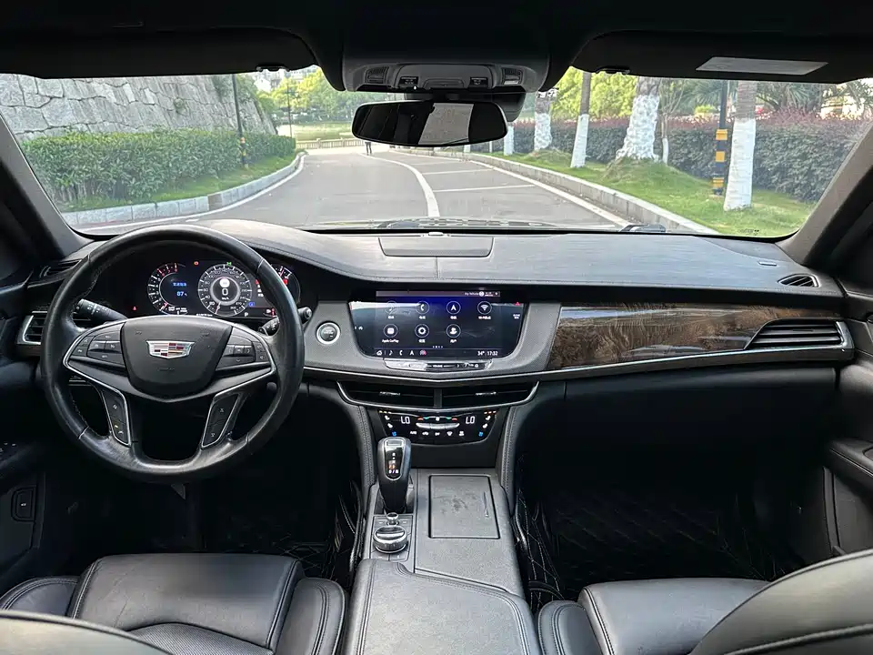 Cadillac CT6
