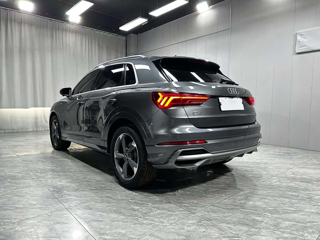 Audi Q3, 2022 6