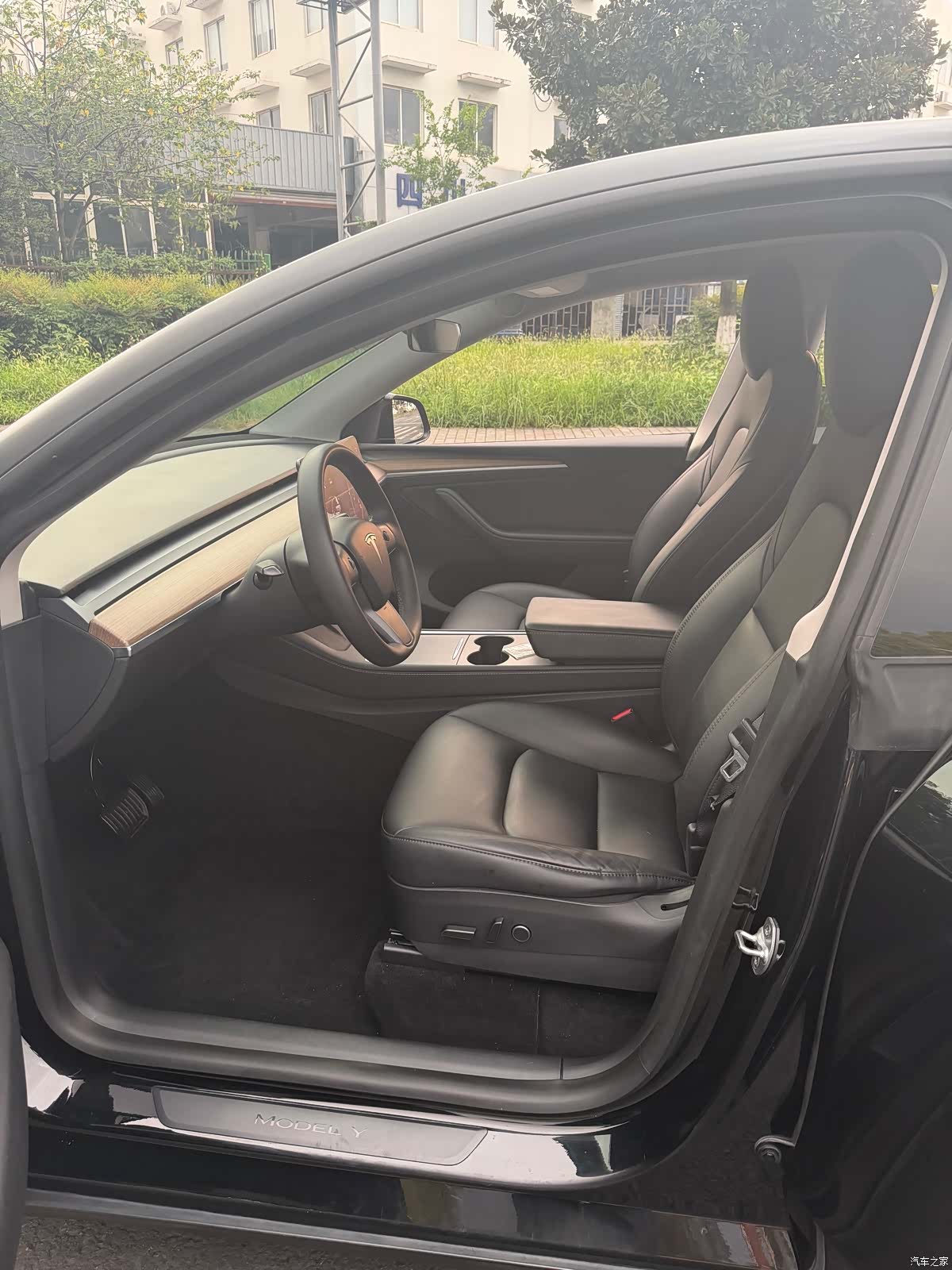 Tesla Model Y, 2021 12