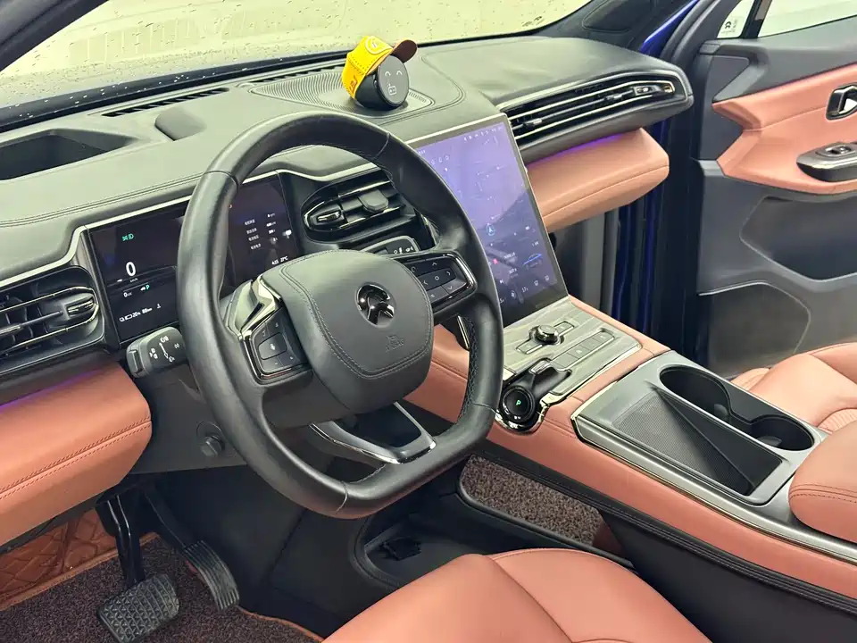 NIO EC6