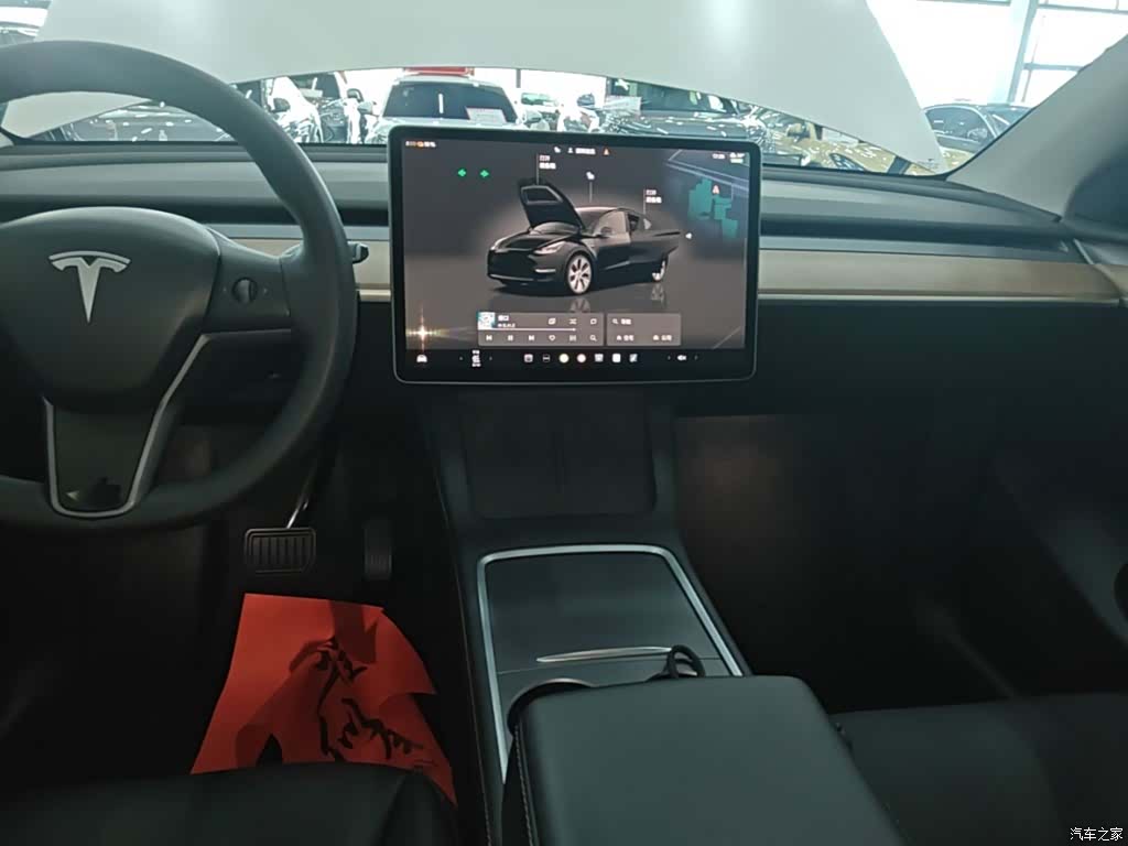 Tesla Model Y, 2022 13