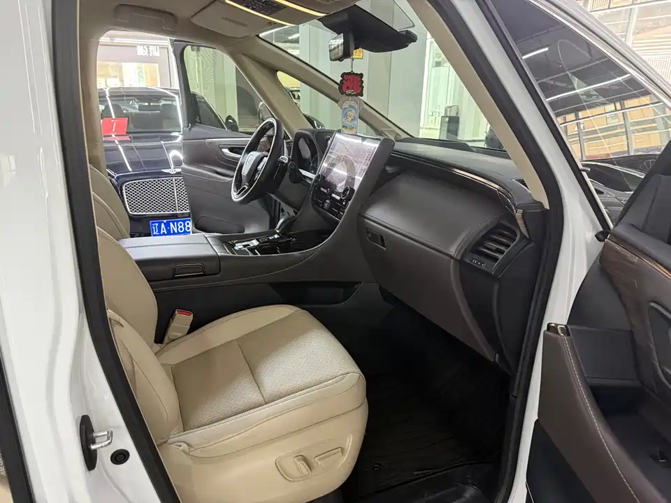 Toyota Wilfa