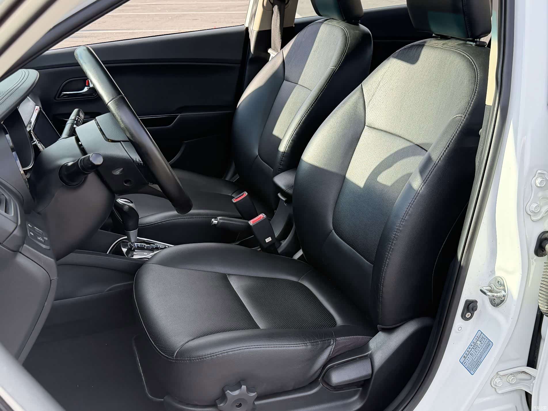 Kia K2, 2014 4