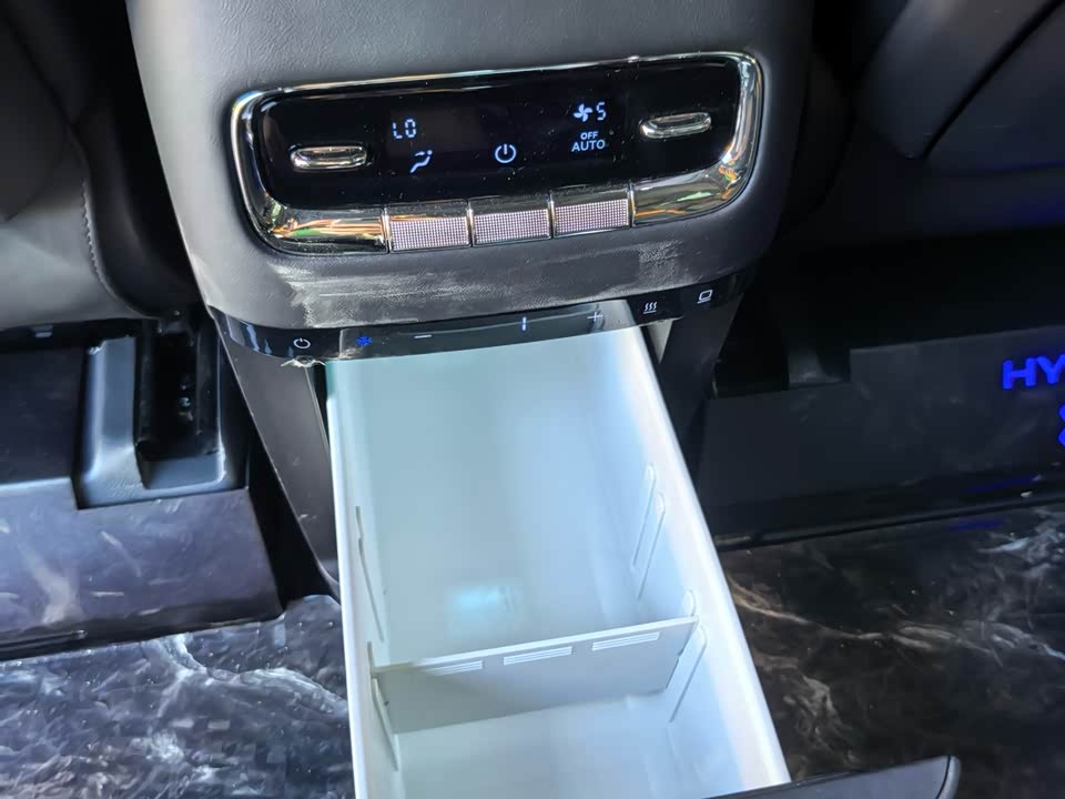 Hycan Hechuang V09 Hycan Hechuang V09