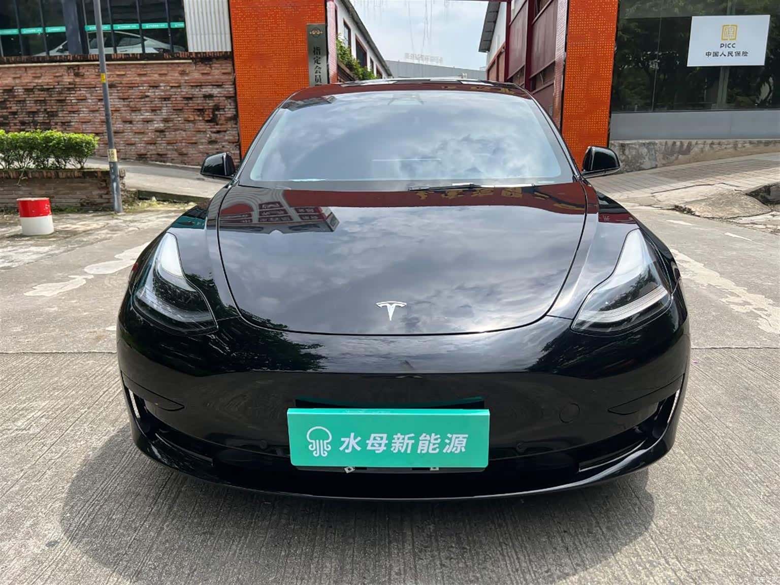 Tesla Model 3, 2022 14
