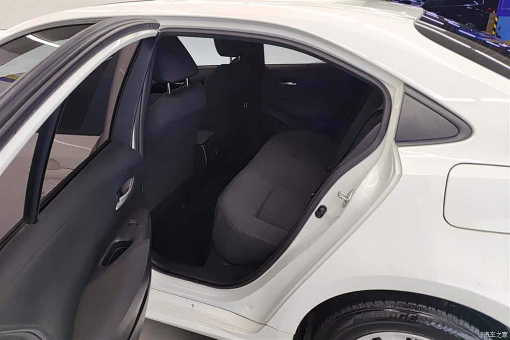 Toyota Corolla, 2020 11
