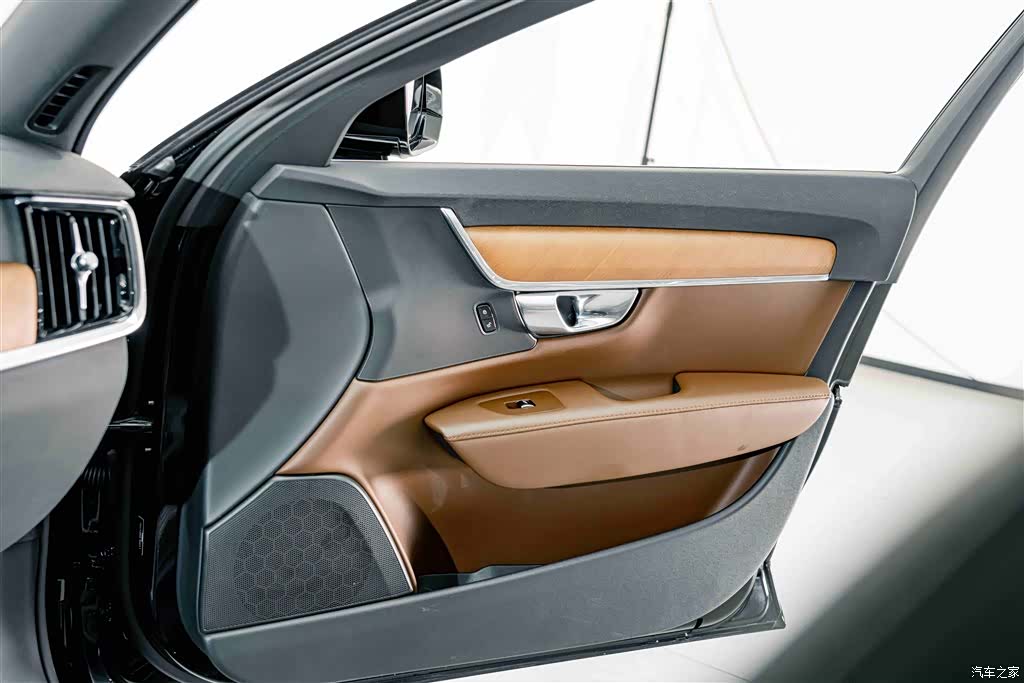 Volvo S90, 2024 13
