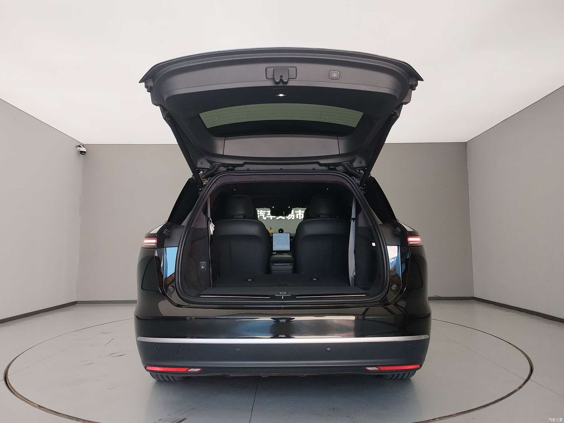 NIO ES8, 2023 8