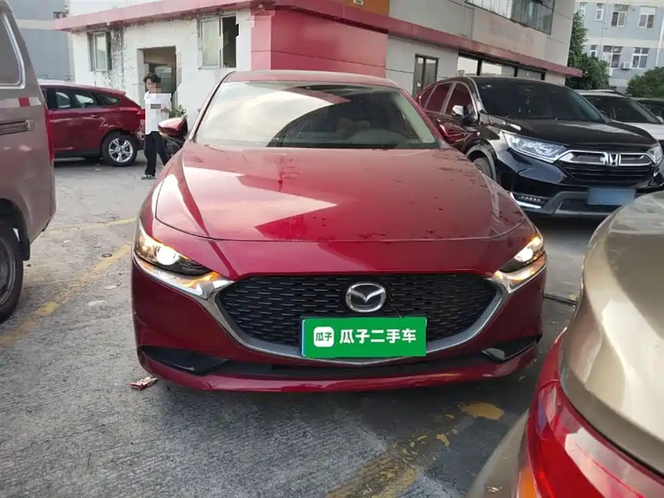 Mazda 3 Angkesaila