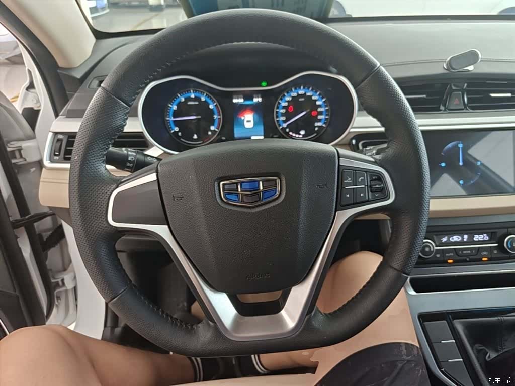 Geely Emgrand, 2018 11