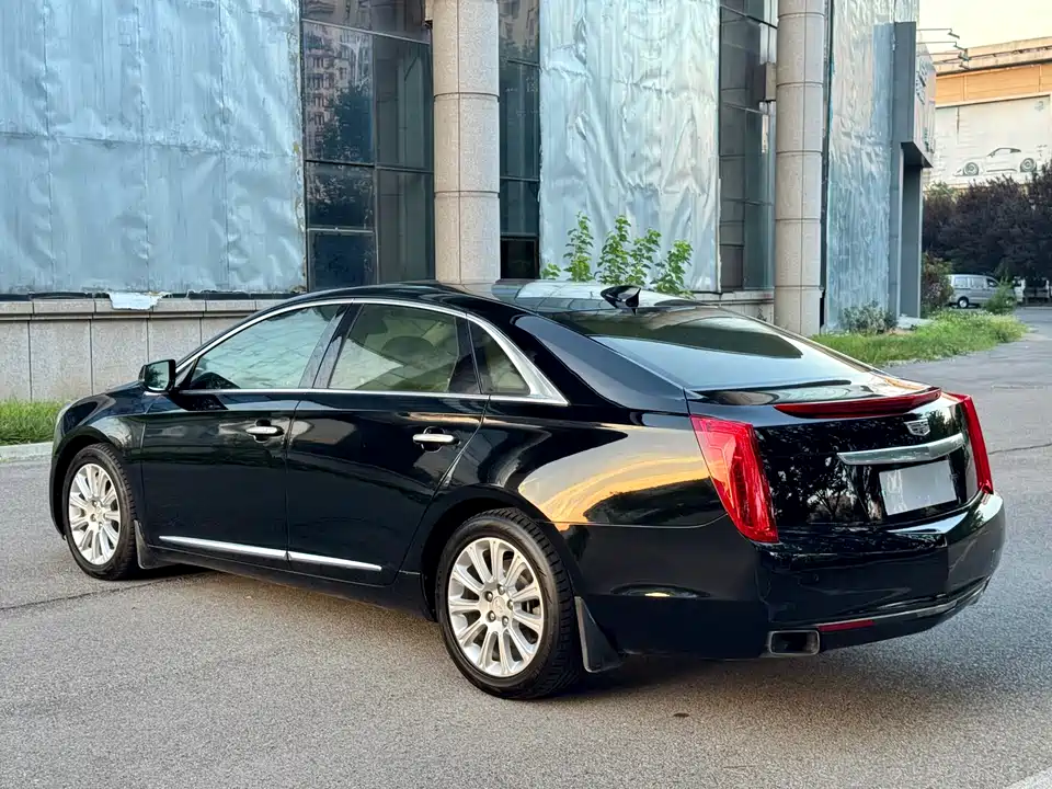 Cadillac XTS