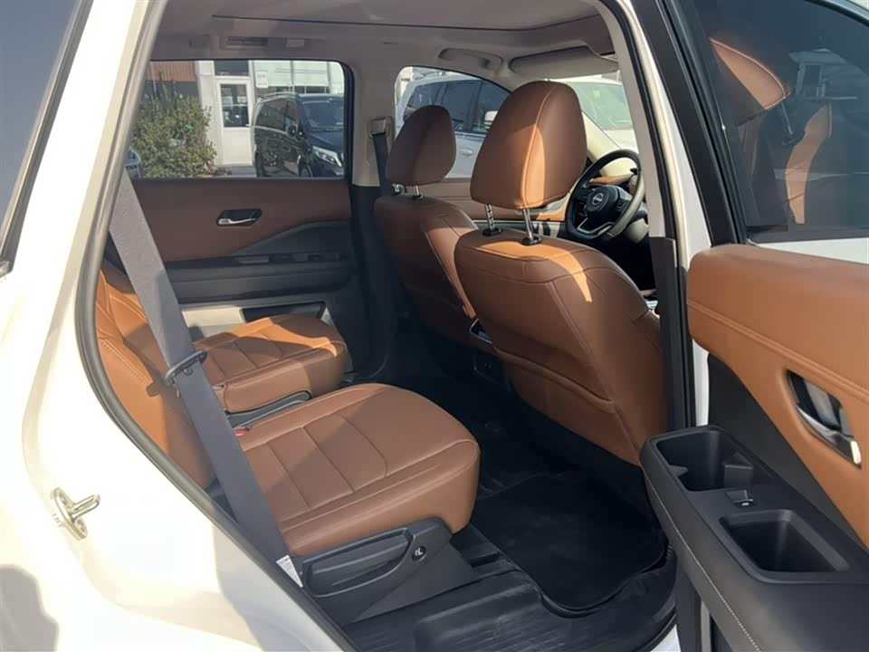 Nissan Exploring the land