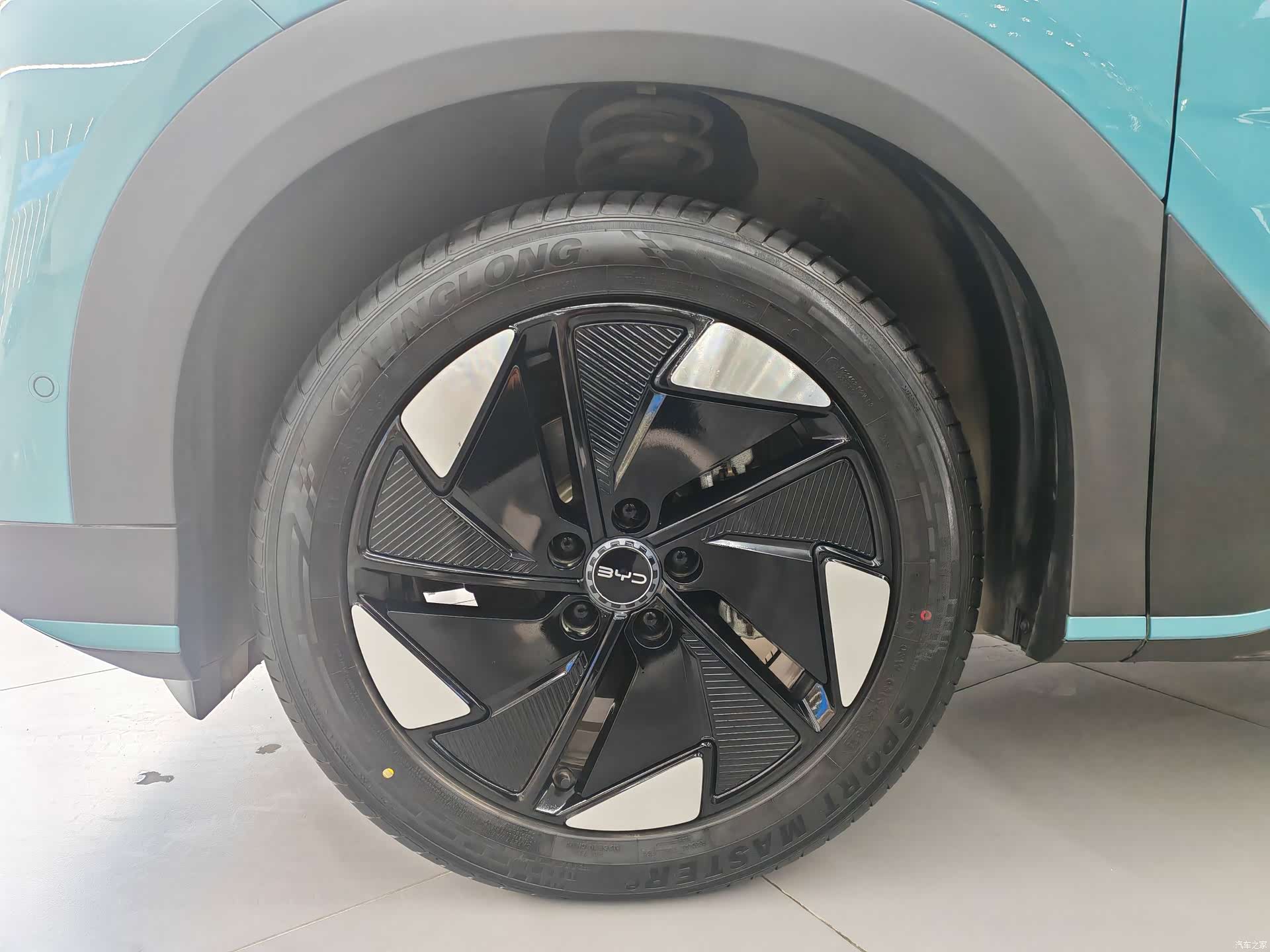 BYD HiAce, 2025 8