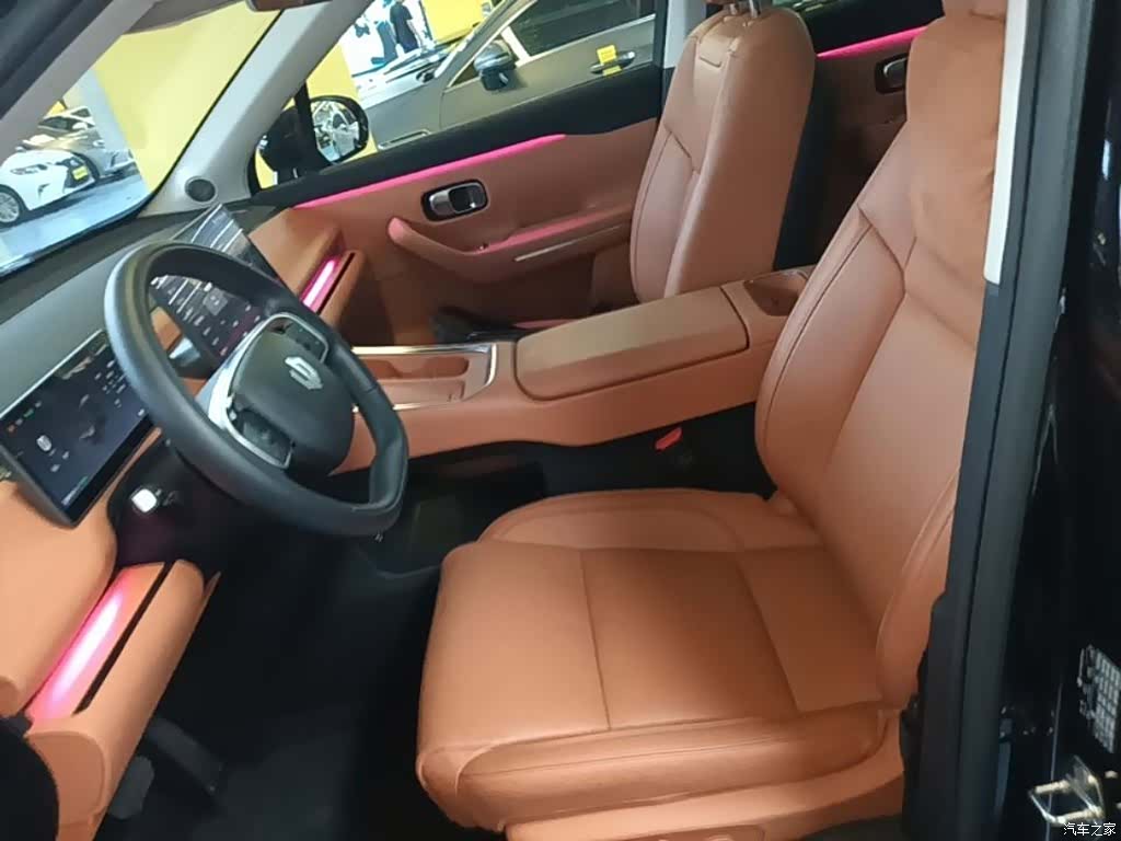 Leapmotor C16, 2025 15
