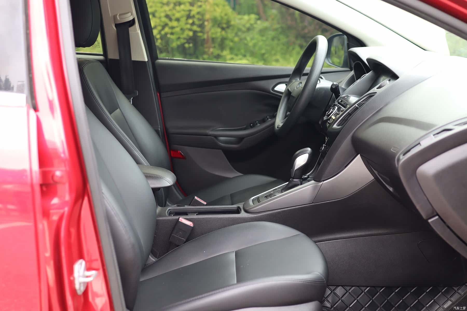 Ford Focus, 2018 16