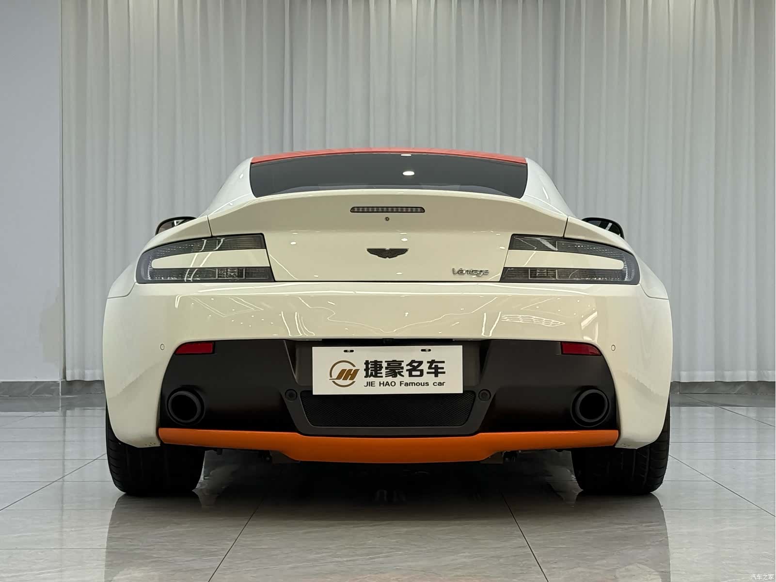 Aston Martin Vantage, 2019 9