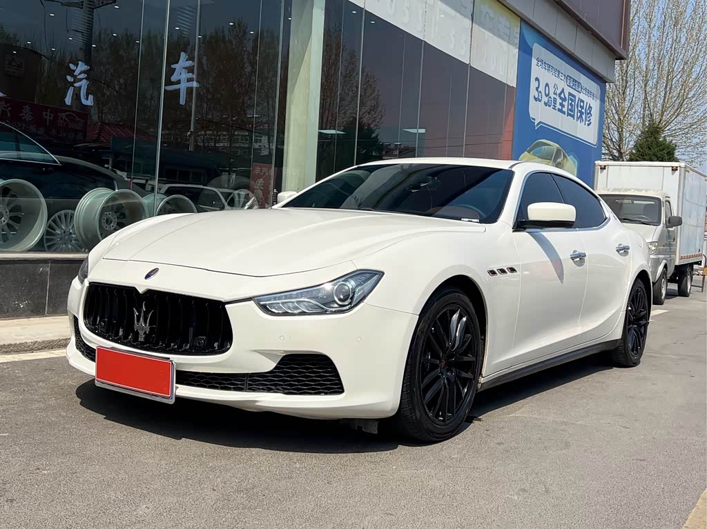 Maserati Ghibli