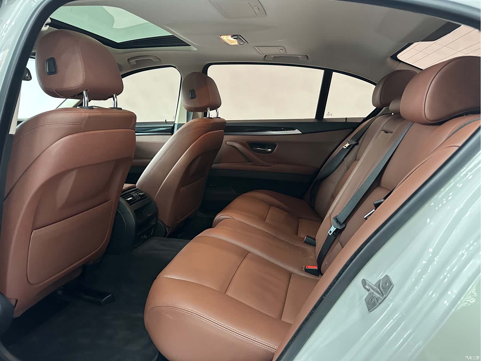 BMW 5 Series, 2016 все фото