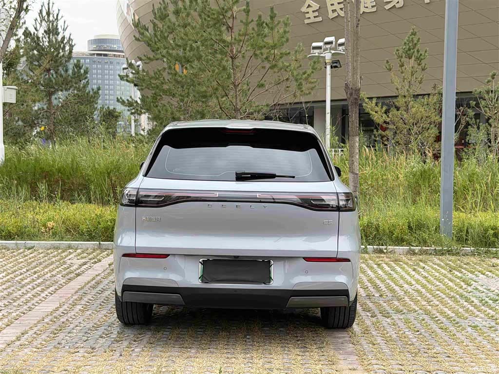 Geely Galaxy E5, 2026 все фото