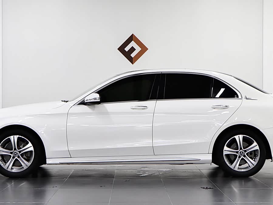 Mercedes-Benz C-Class 2019, фото 7