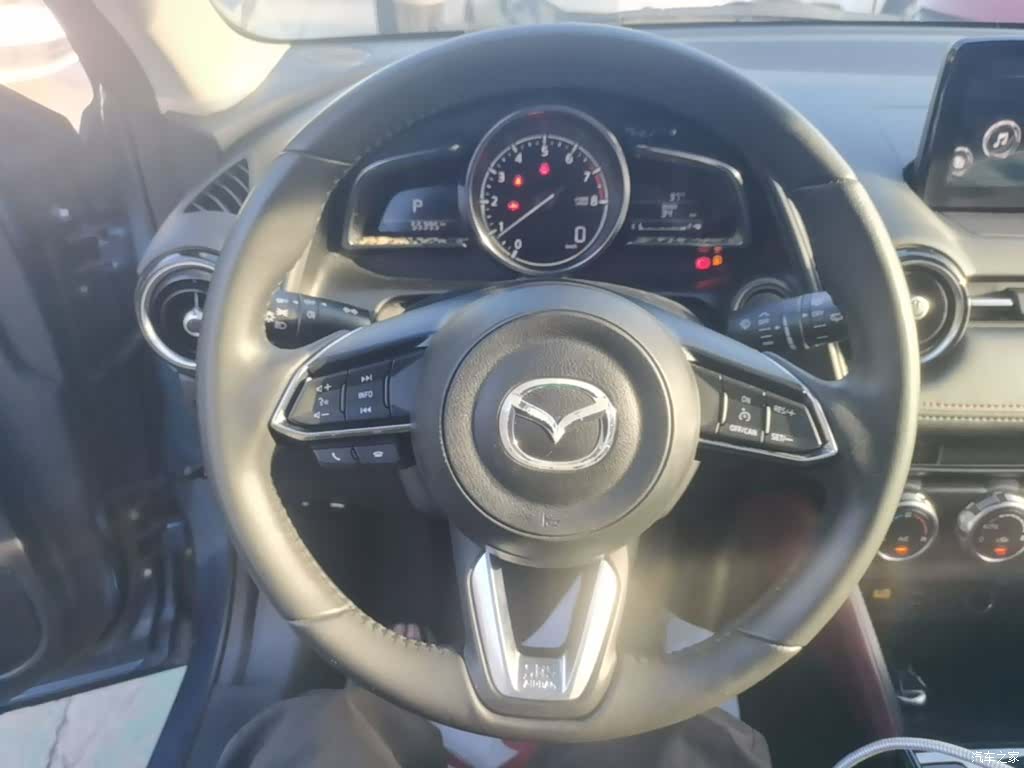 Mazda CX-3, 2018 11