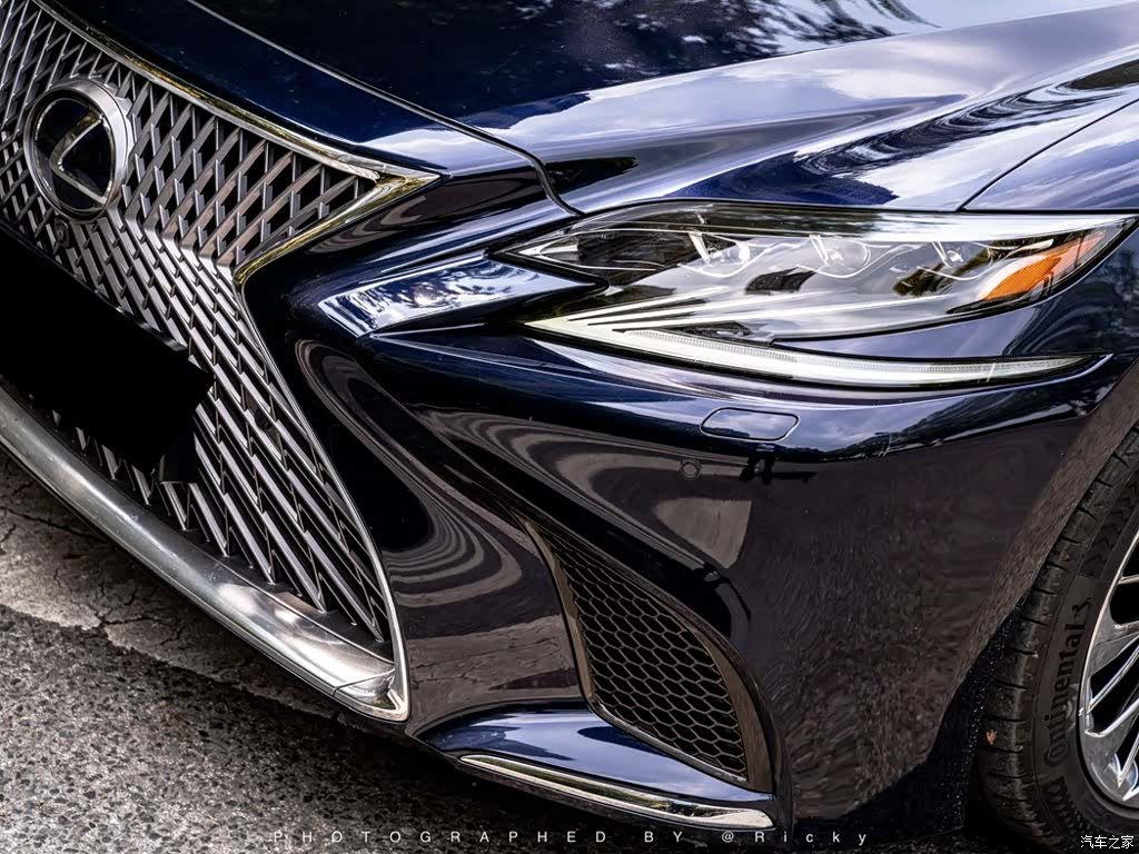 Lexus LS, 2018 2