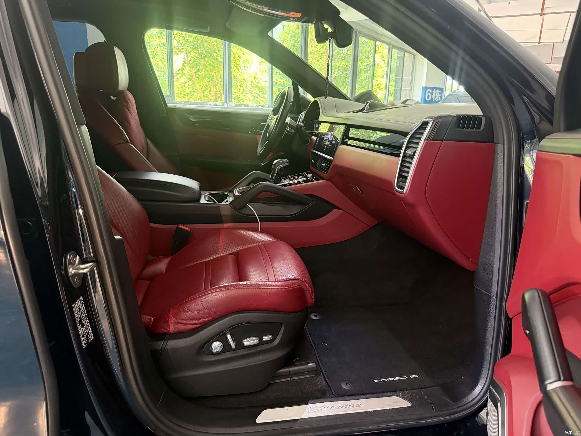Porsche Cayenne, 2020 10