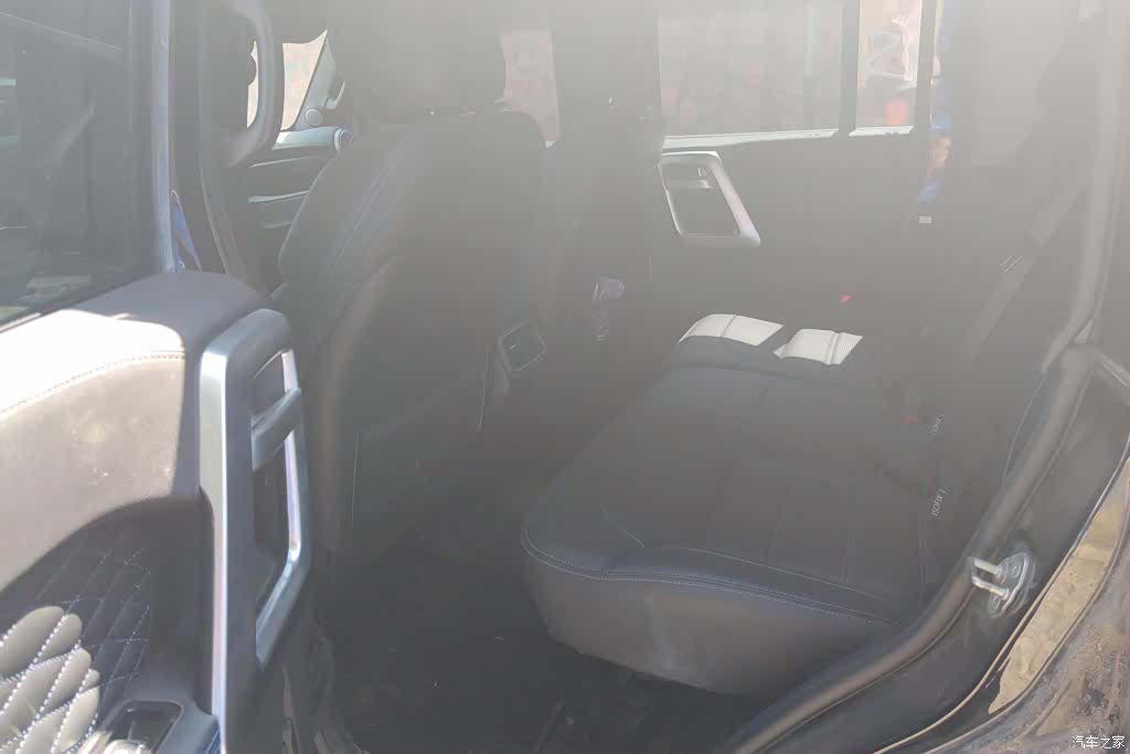 BAIC BJ40, 2021 11