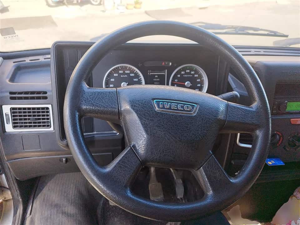 Iveco proud