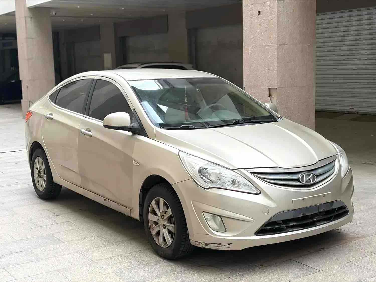 Hyundai GS, 2011 3
