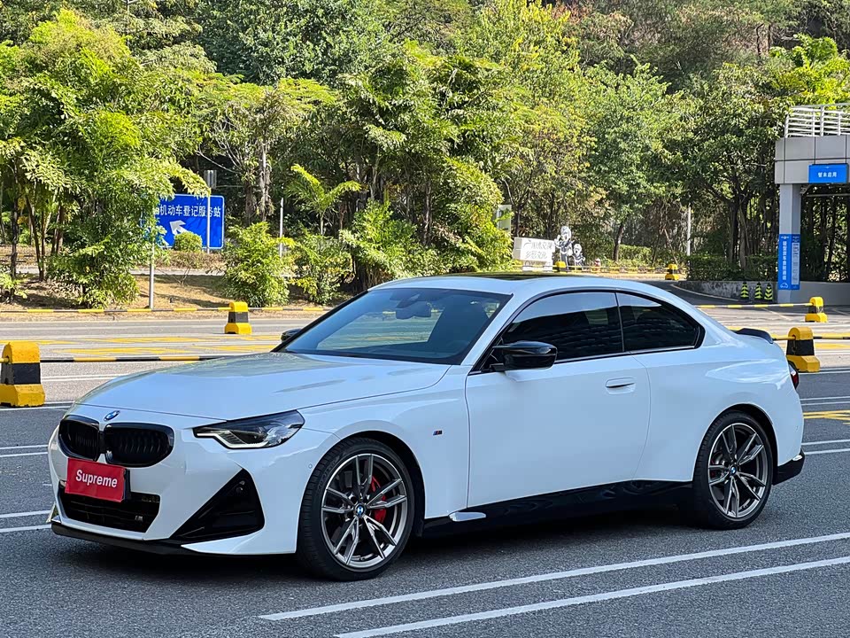 BMW M240i