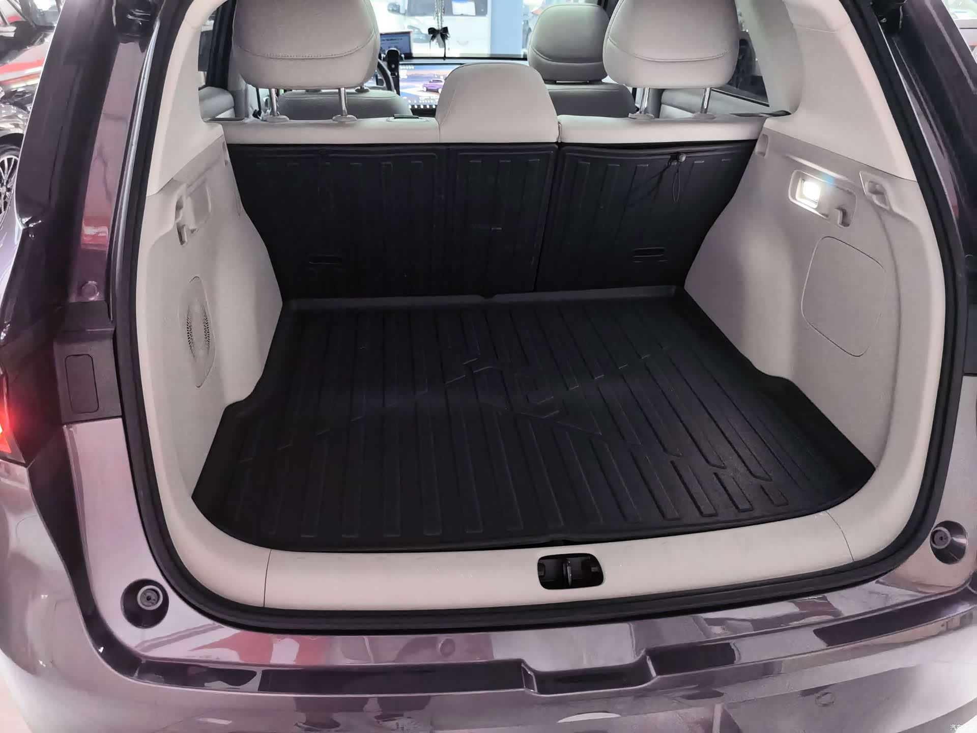 Leapmotor B10, 2025 14