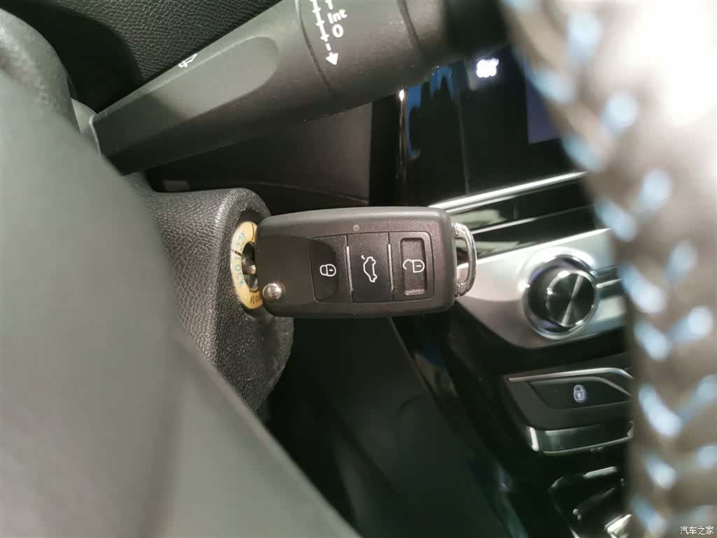 Peugeot 308, 2018 9
