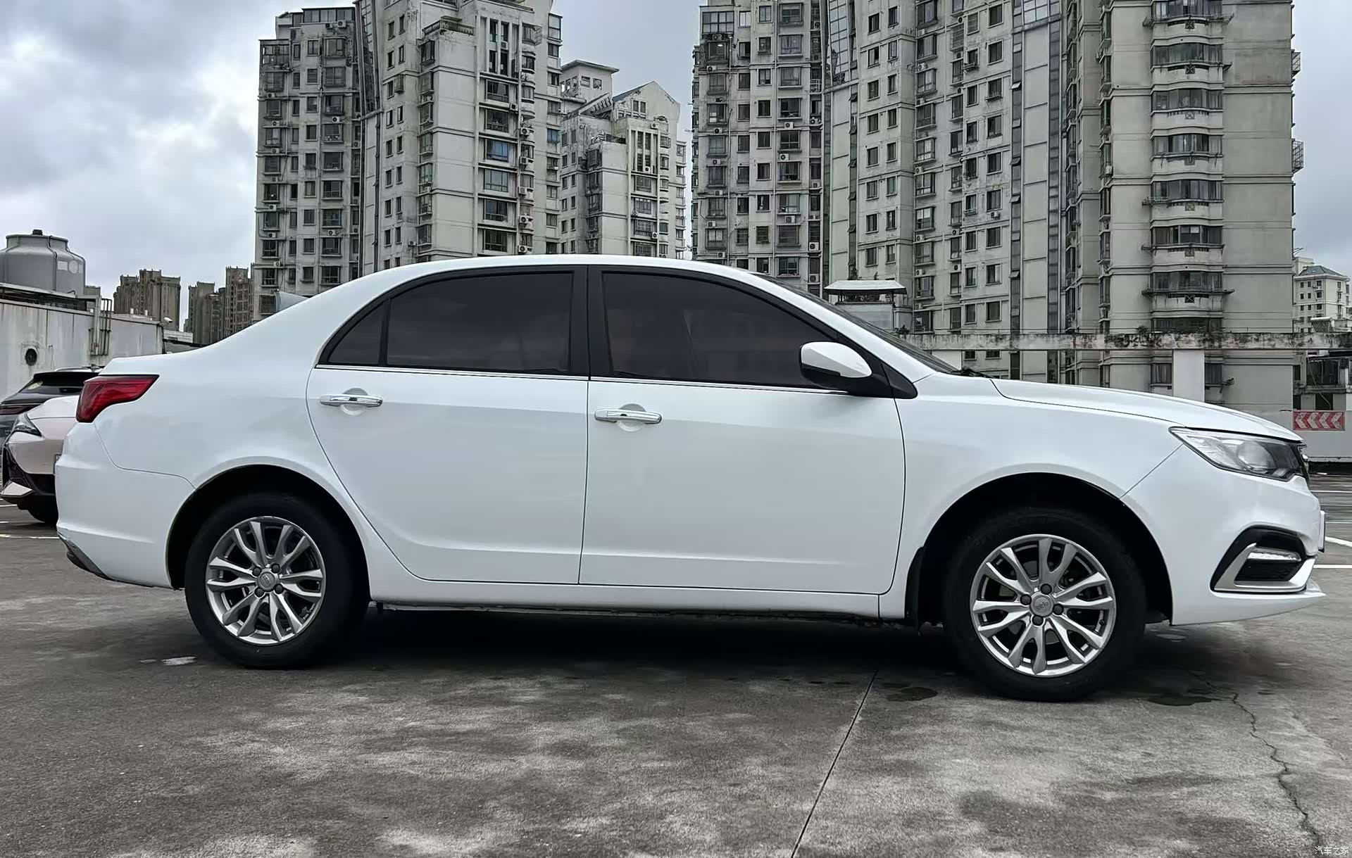 Geely V, 2019 12