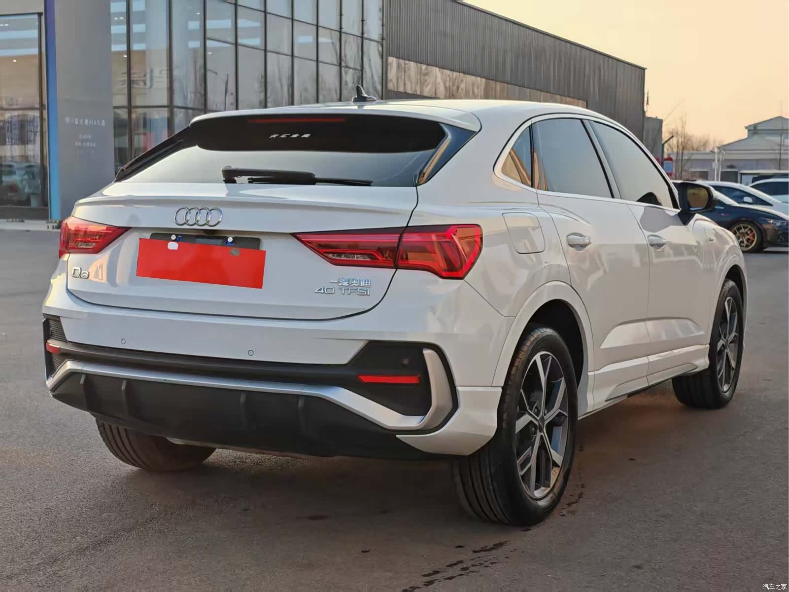 Audi Q3, 2021 4