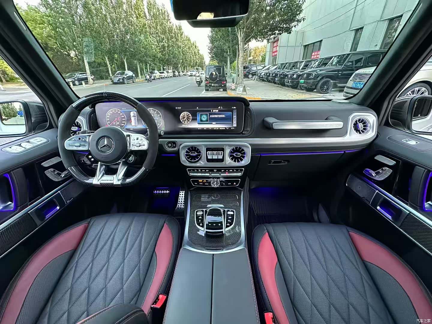 Mercedes-Benz G-Class, 2023 4