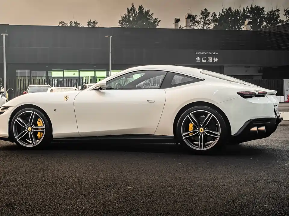 Ferrari Roma
