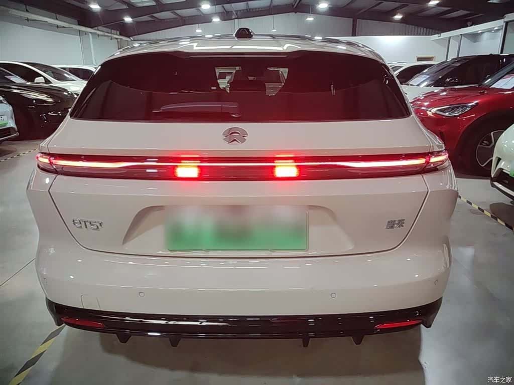 NIO ET5, 2025 все фото