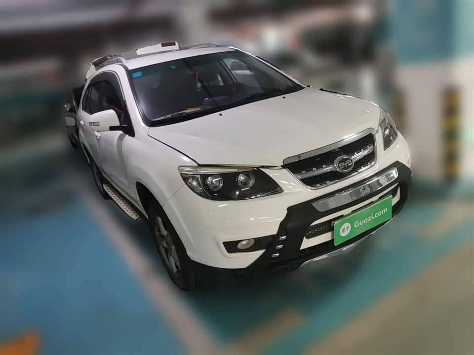 BYD S6