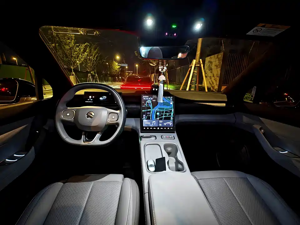 NIO EC6