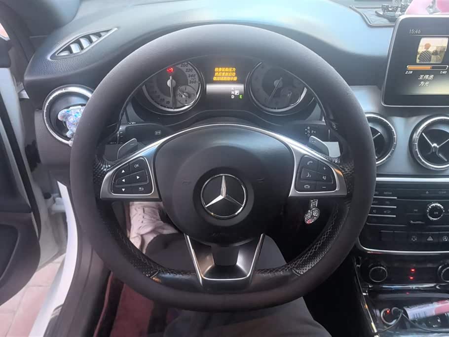 Mercedes-Benz CLA
