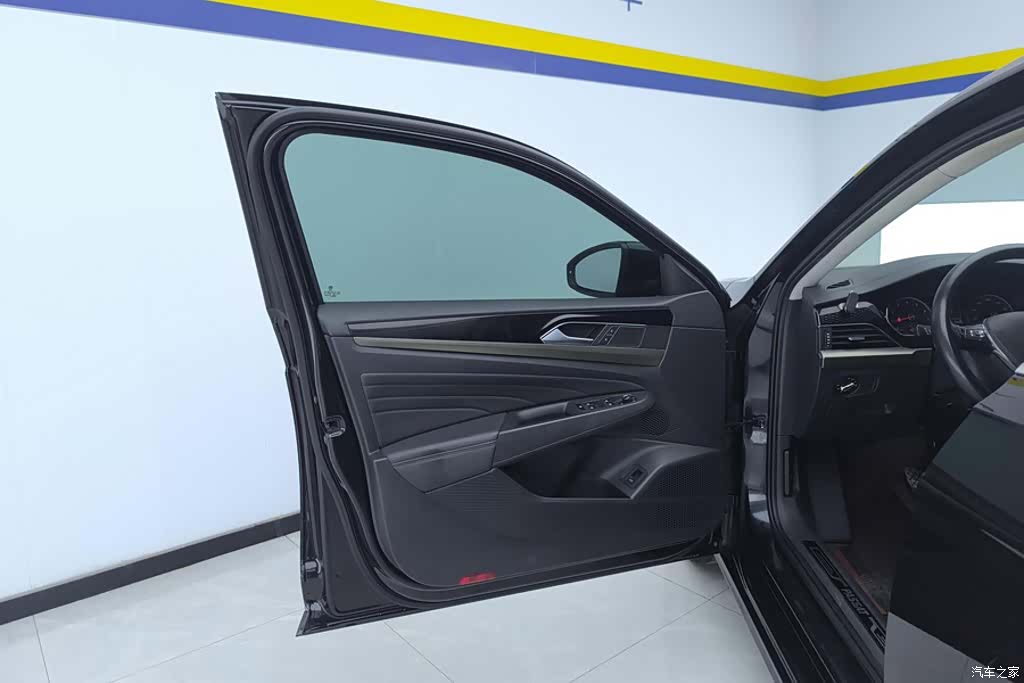 Volkswagen Passat, 2021 7